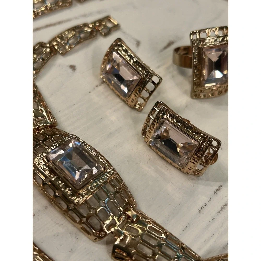 1980's Full Parure Gold Tone Pink Stones Collar Necklace Bracelet Earrings Ring